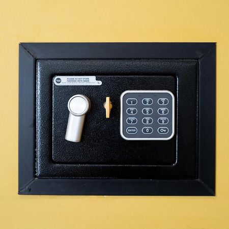 Capsule Premium Balneo & Home Cinema Valenciennes Ngoại thất bức ảnh