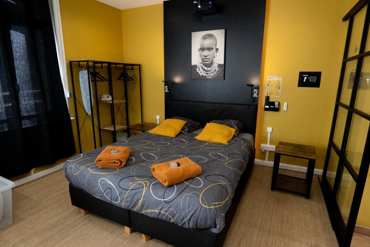Capsule Premium Balneo & Home Cinema Valenciennes Ngoại thất bức ảnh