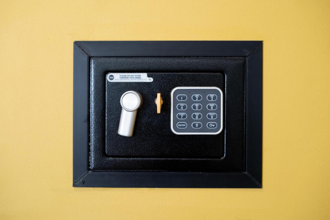 Capsule Premium Balneo & Home Cinema Valenciennes Ngoại thất bức ảnh